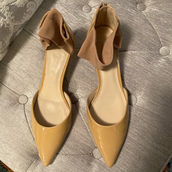 Pelle Moda Nude Kitten Heels with Mesh Detail, Size 8, Never Worn - Picture 2 of 7